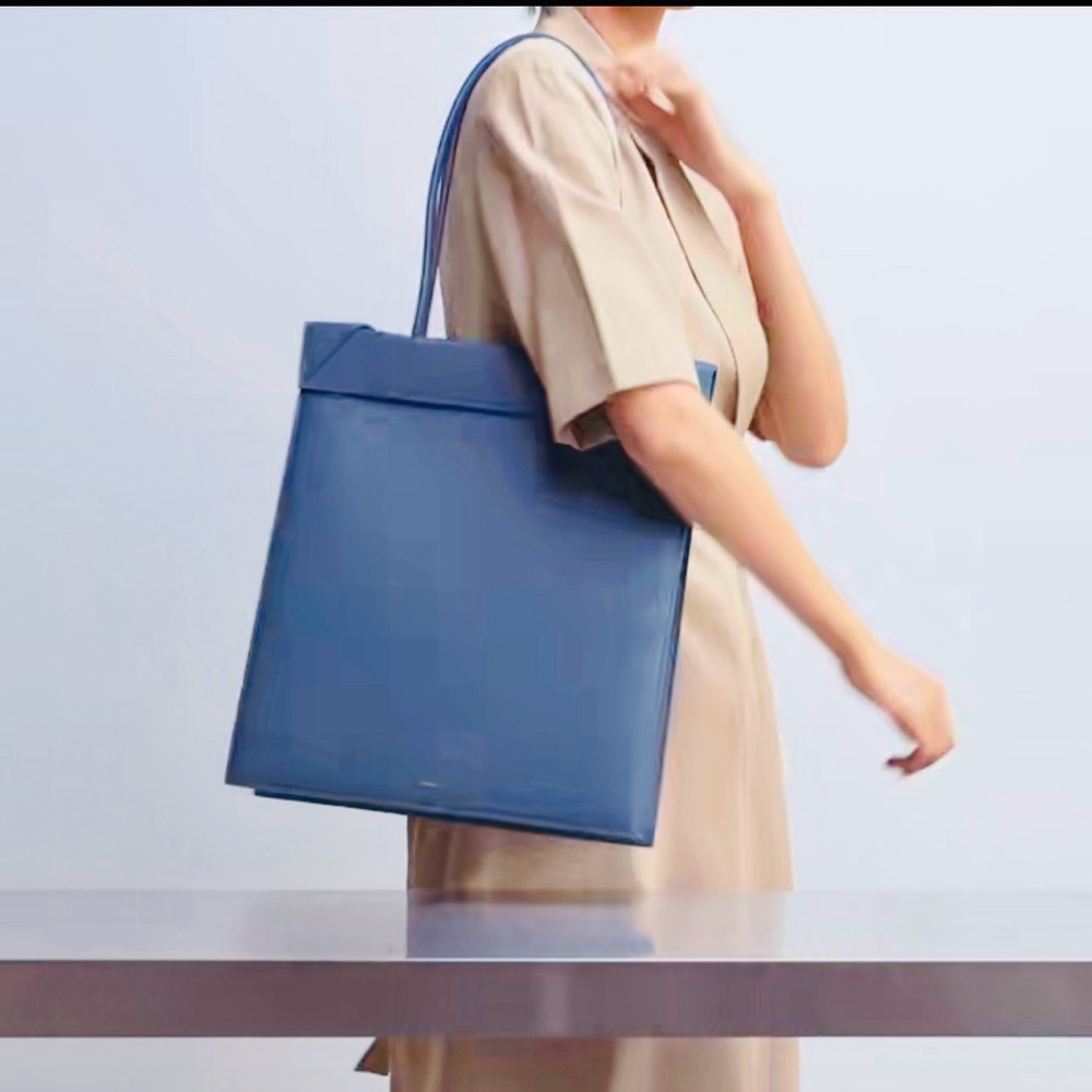 Luxury Designer Cowhide Leather Tote